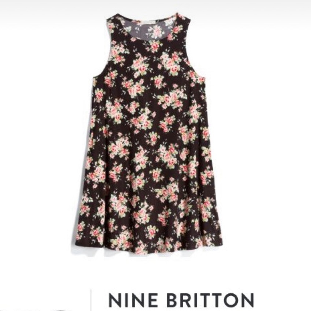Nine Britton Sz Medium Rose Floral Lightweight Mini Dress With Pockets NWT